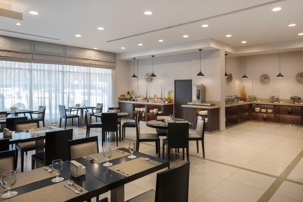 Holiday Inn Express Dubai Safa Park, An Ihg Hotel Bagian luar foto
