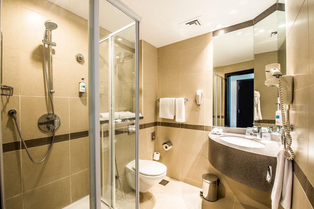 Holiday Inn Express Dubai Safa Park, An Ihg Hotel Bagian luar foto