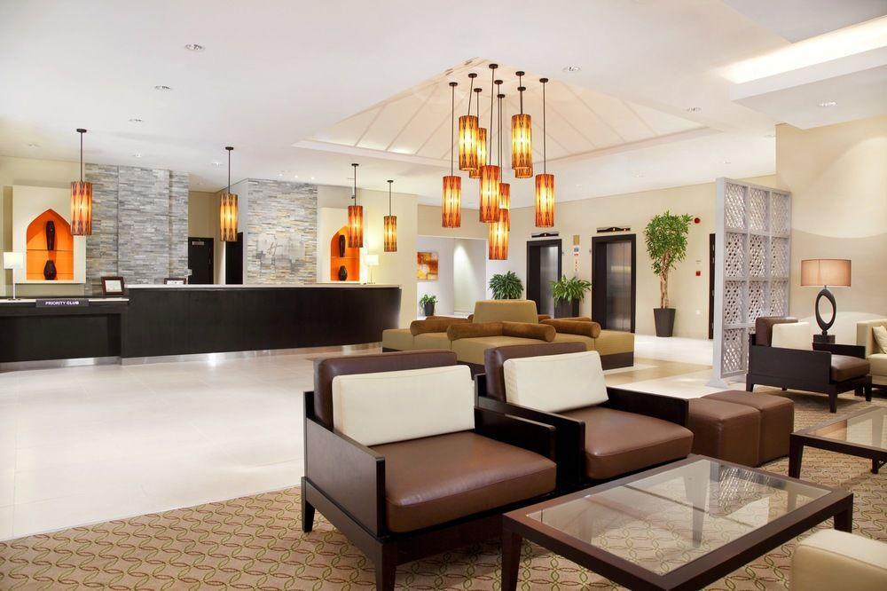 Holiday Inn Express Dubai Safa Park, An Ihg Hotel Bagian luar foto